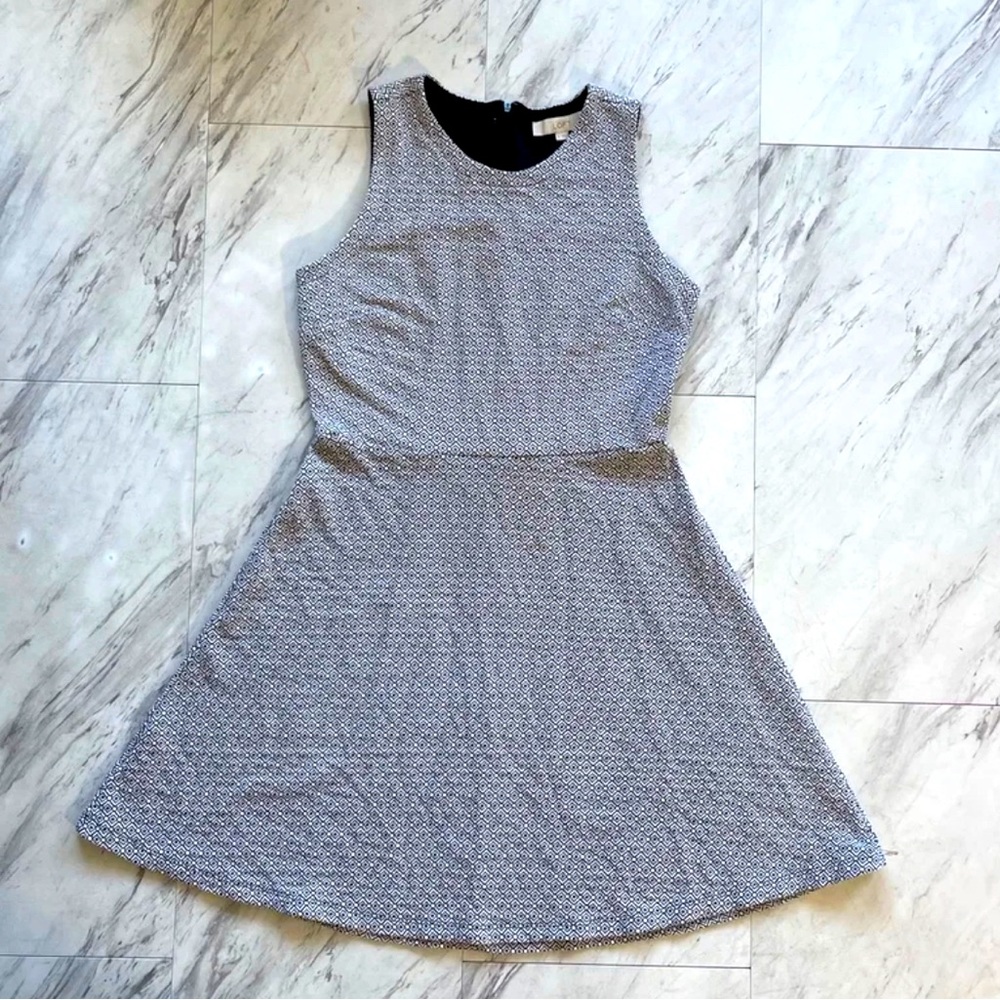 Women sweater sleeveless knee length dress